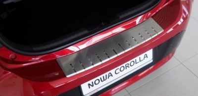 Toyota Corolla Htb od 2018 - lišta nárazníka profilovaná