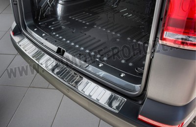 VW Transporter T6 od 2015 Výklopné dvere - lišta nárazníka